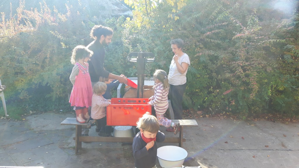 In einem kleinen Apfel…,